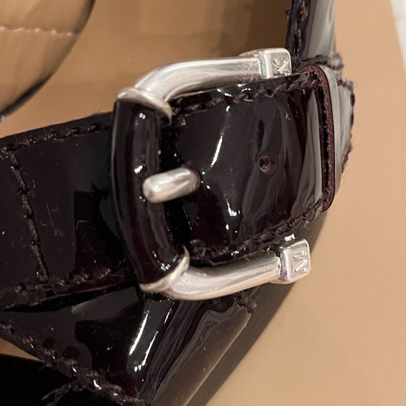 Michael Kors milan patent pump chocolate - Picture 4 of 14